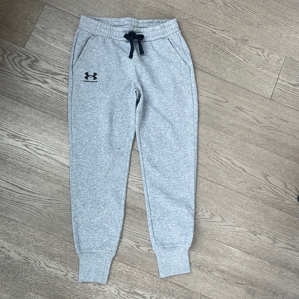 New without tags Under Armour joggers